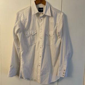 Men’s Wrangler White Western Shirt - medium
